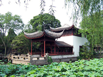 Graceful Chinese Garden Architectures
