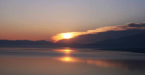 xinjiang sailimu lake