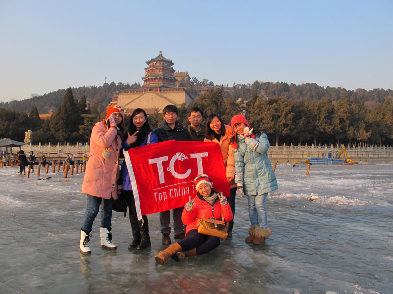 Summer Palace: Let’s enjoy the leisure walking in sunset