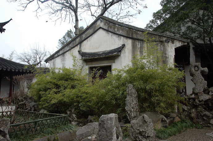 Travel to Suzhou Lingering Garden,